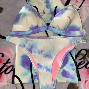 Triangl Tye dye Bikini